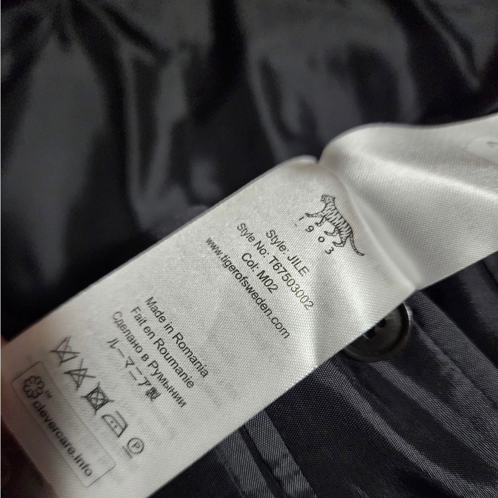 Tiger Of Sweden Black Suit Jacket Size 54R - Picture 5 of 5